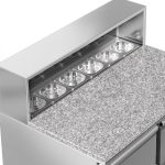 Table réfrigérée 0,9m 2 portes professionnelle - 240L - pour 5x GN 1/6 & Couvercle inox - plan de travail en granit noir – Image 11